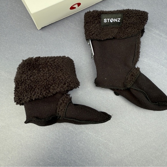 Stonz Black Velour Fleece Rain Boot Liners Size 7T - Picture 9 of 9